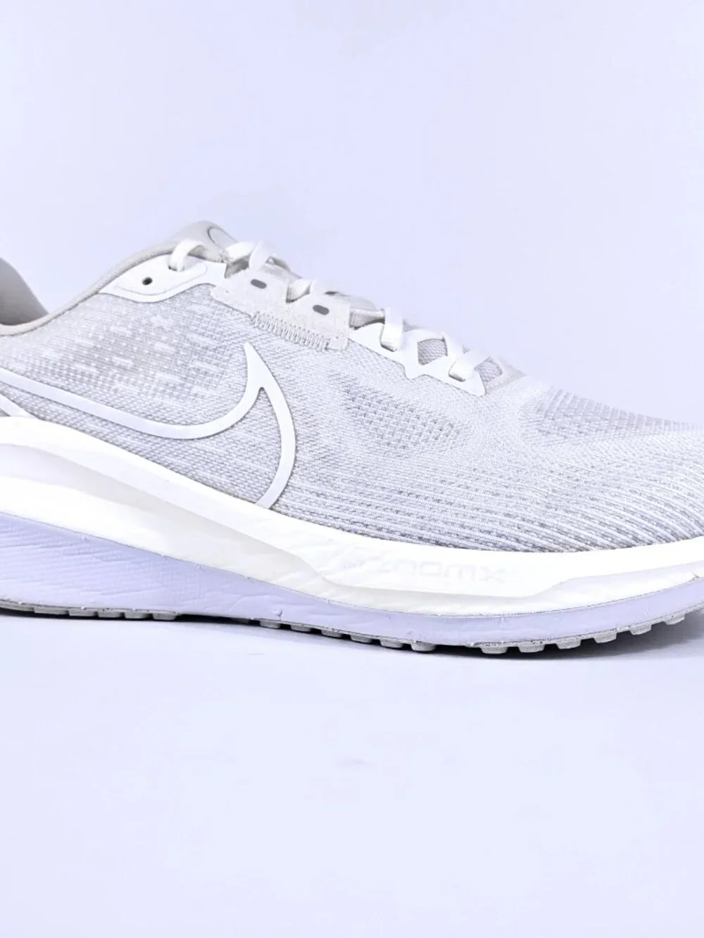 Nike Vomero 17 Mens 11.5 Max Cushion Neutral Road Running Shoes White ZoomX